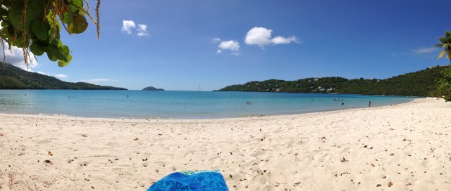 Magen's Bay Beach